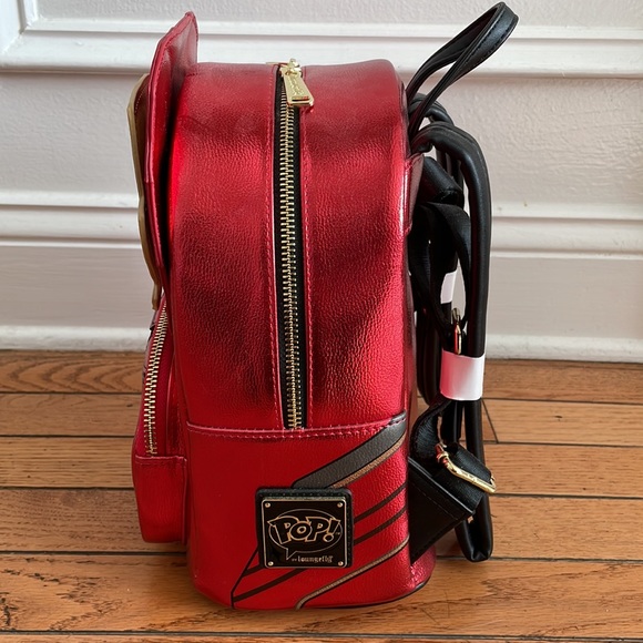 Disney Loungefly medium sized backpack - Picture 4 of 10